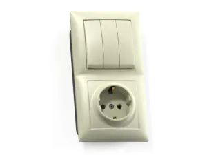 371037