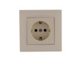 Розетка 1-м Karea RIZZ с заземл. керамика крем Makel 88010008