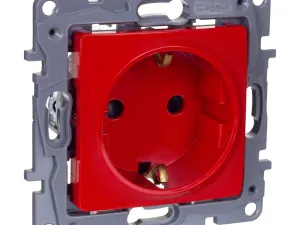 599008