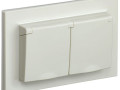 Розетка 2-м СП BRITE РСбш12-3-44-БрКр 16А в сборе IP44 с крышкой беж. IEK BR-R26-16-44-K10-F